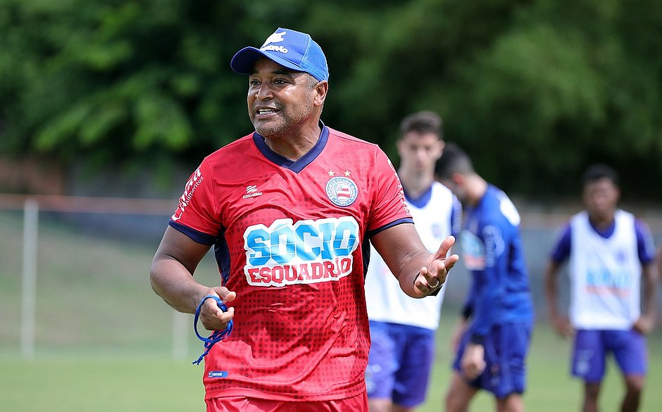 Resultado de imagem para roger machado bahia
