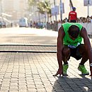 Corredores de mais de 190 cidades fazem a Maratona de Salvador