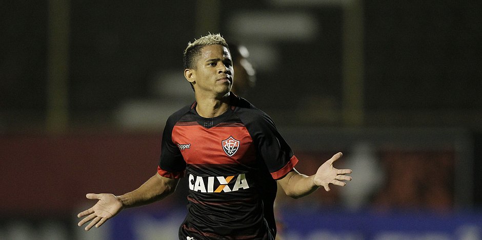 Resultado de imagem para erick vitoria