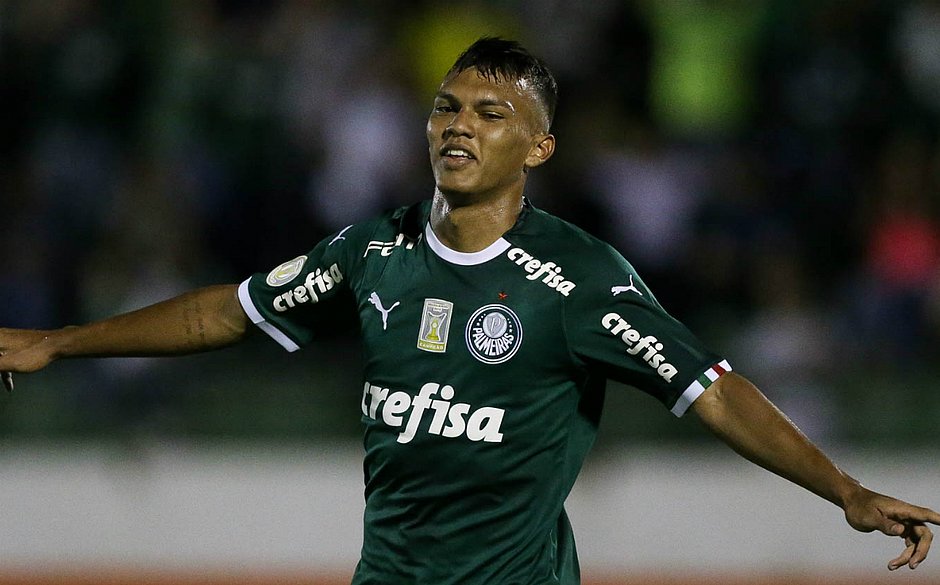 Palmeiras faz contato de Gabriel Veron para o próprio Veron 