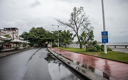 Decreto pretende que as ruas de Salvador e de outras oito cidades da Bahia fiquem ainda mais vazias para conter o vírus