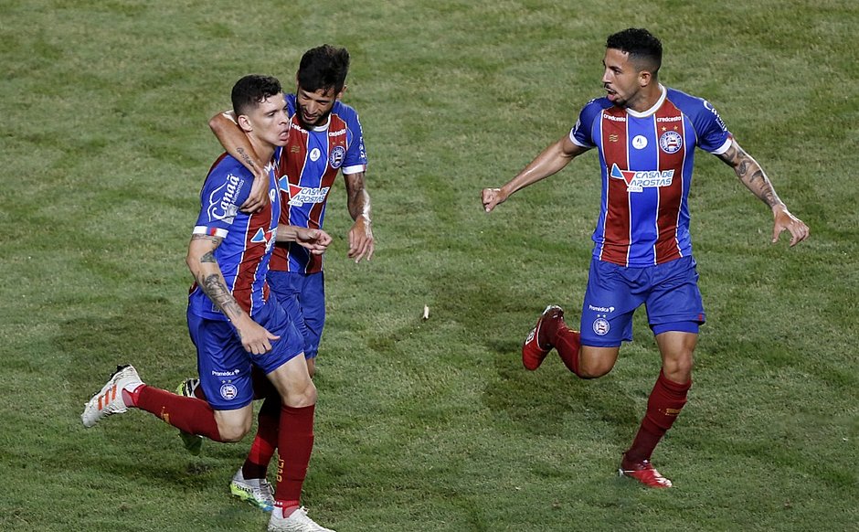 Em Jogo Polemico Bahia Vence O Botafogo E Avanca A Semi Do Nordestao Jornal Correio Noticias E Opinioes Que A Bahia Quer Saber