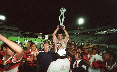 Em 1999, o artilheiro do torneio foi Uéslei do Bahia, mas o Vitória é novamente o dono da taça com um placar de 2x0 sobre o Bahia.   