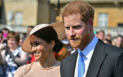 Príncipe Harry e Meghan vão deixar as funções da família real e se mudar