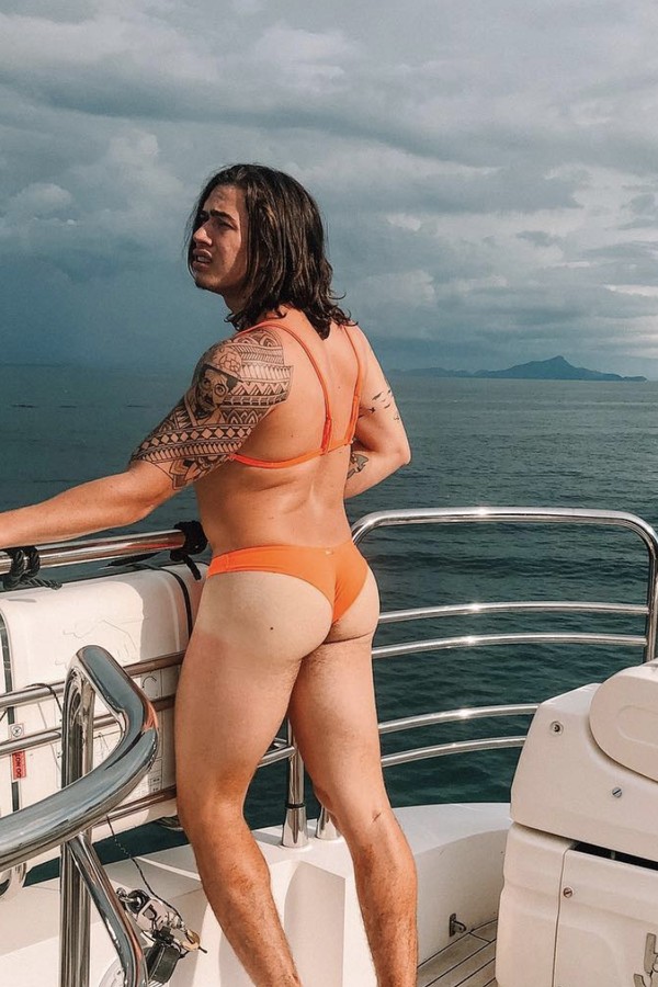 Luísa Sonza e Whindersson Nunes posam de biquíni na ...