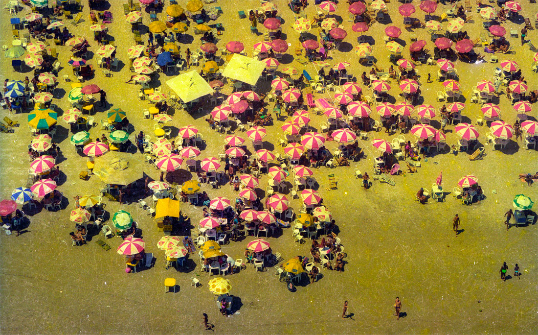Vista de cima da praia de Jaguaribe, em 1997