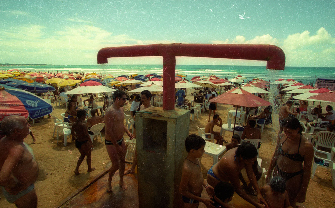 Segundo dia do ano 2000, praia de Piatã
