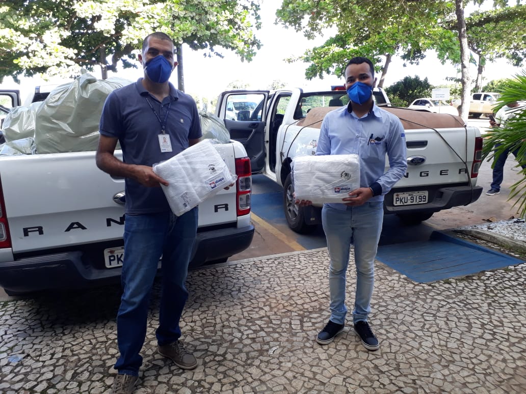 Entrega de 4.100 toalhas para Secretaria de Saúde da Bahia