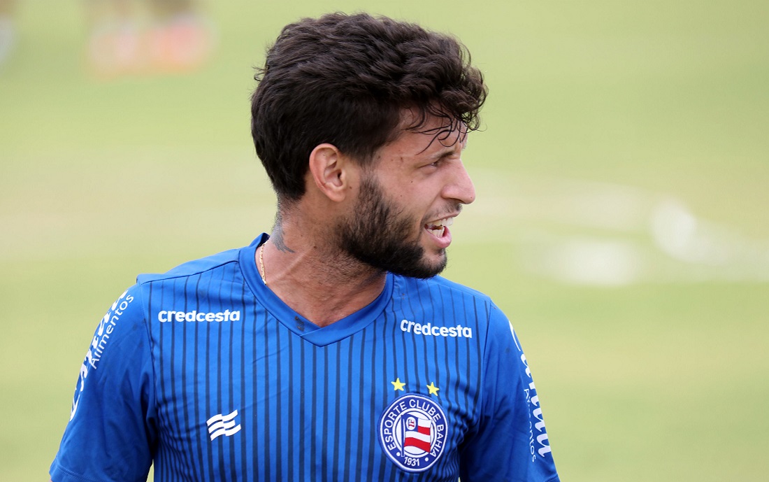 Juninho Capixaba projeta voltar em alto nível quando o futebol for retomado