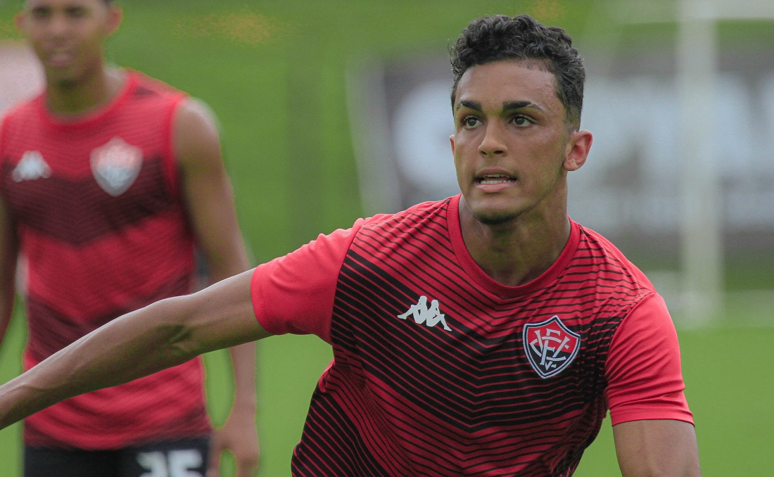 Figueiredo é o jogador mais jovem do elenco, com 18 anos