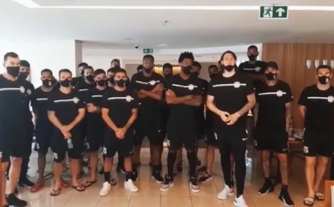 Jogadores do Corinthians gravaram vídeo e negaram greve