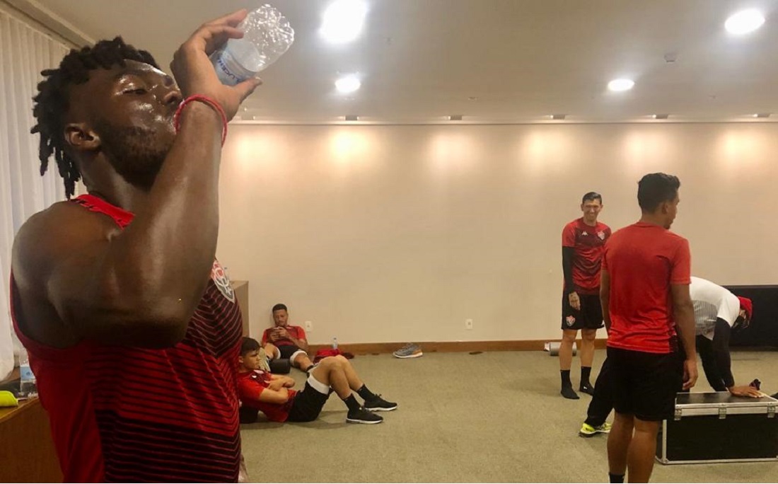 Jogadores do Vitória vão encarar segundo jogo seguido fora de casa, contra o Juventude