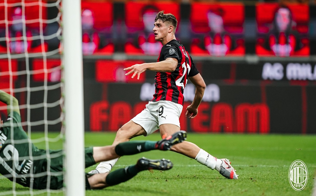 Colombo marcou o gol da virada do Milan, ainda no primeiro tempo