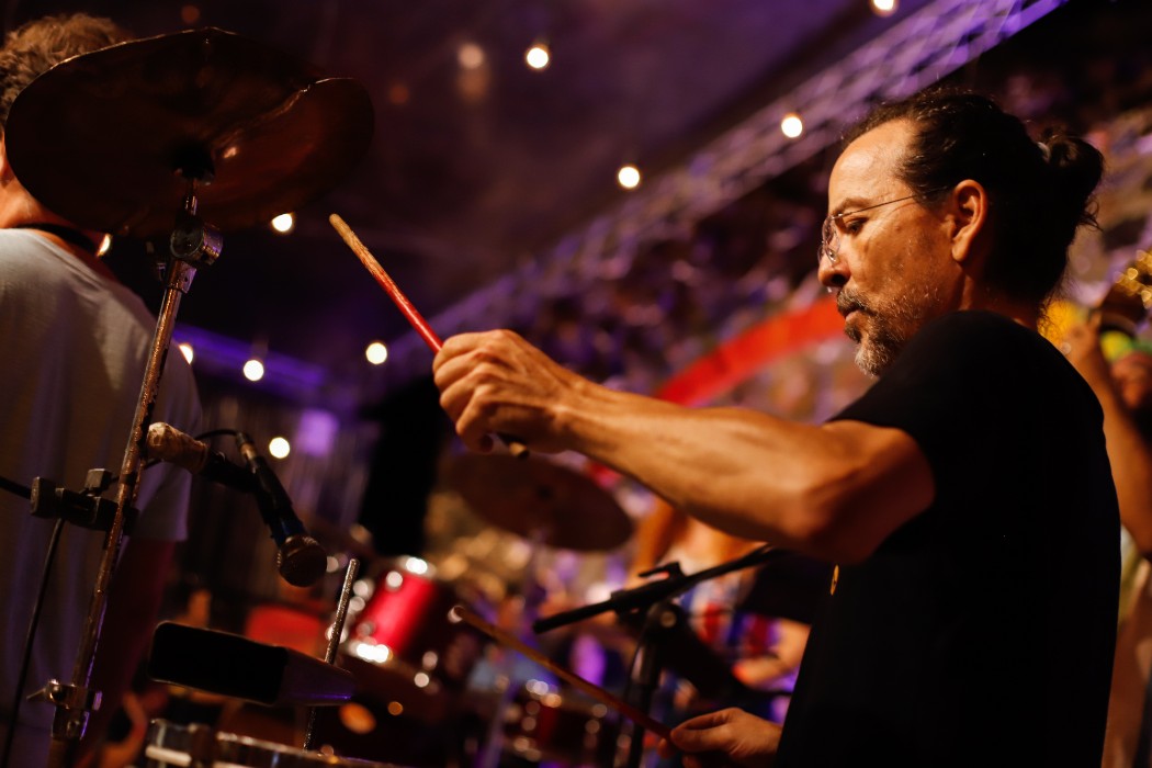 Ivan Huol comanda a JAm no MAM 